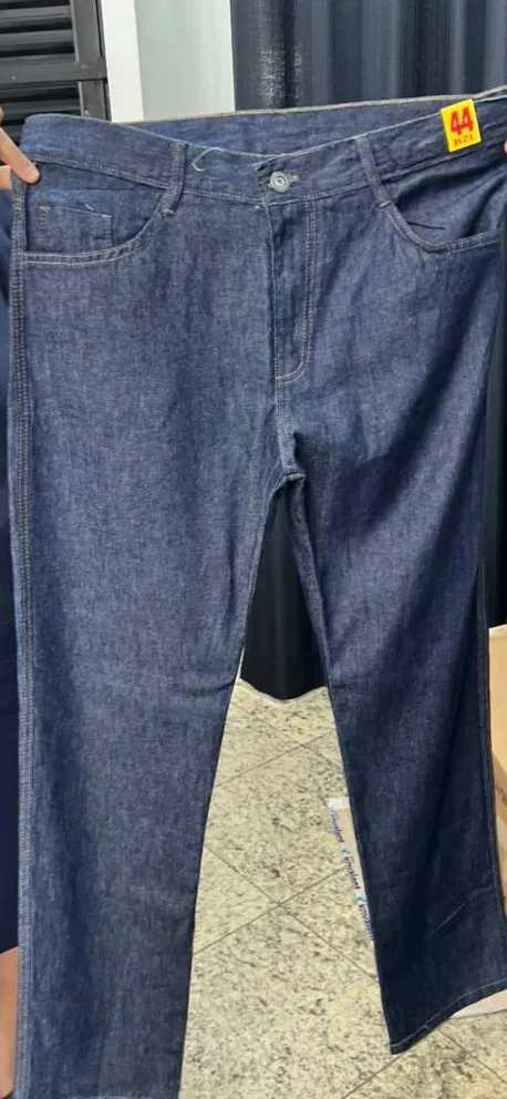 Calça Jeans Detalhe — Artveste Uniformes