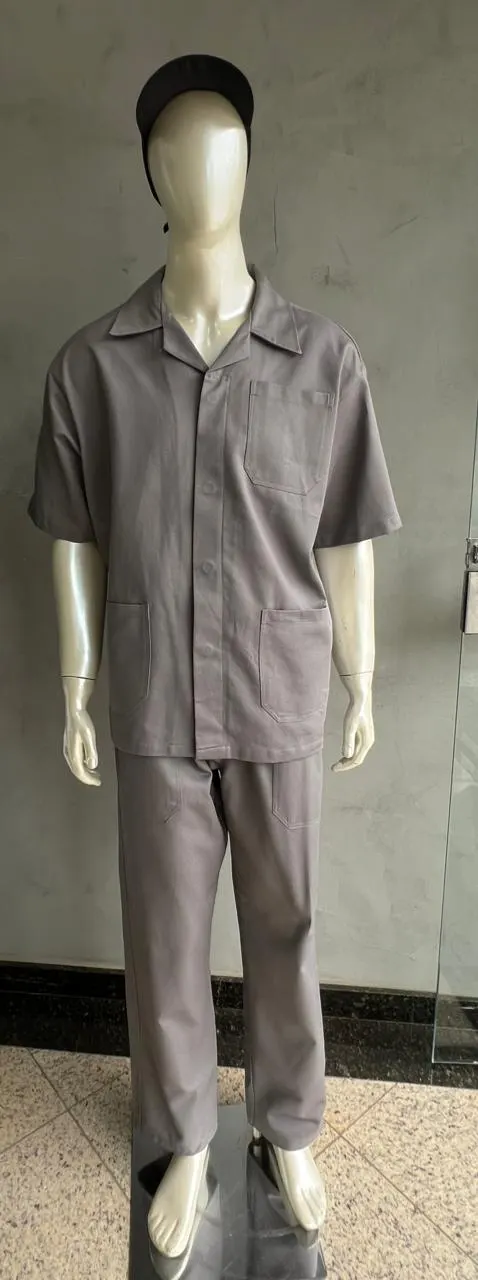 Conjunto Camisa Manga Curta e Calça Cinza — Artveste Uniformes