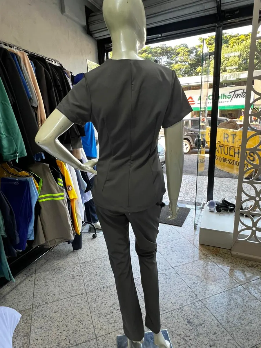 Conjunto Scrub Cinza Escuro — Artveste Uniformes