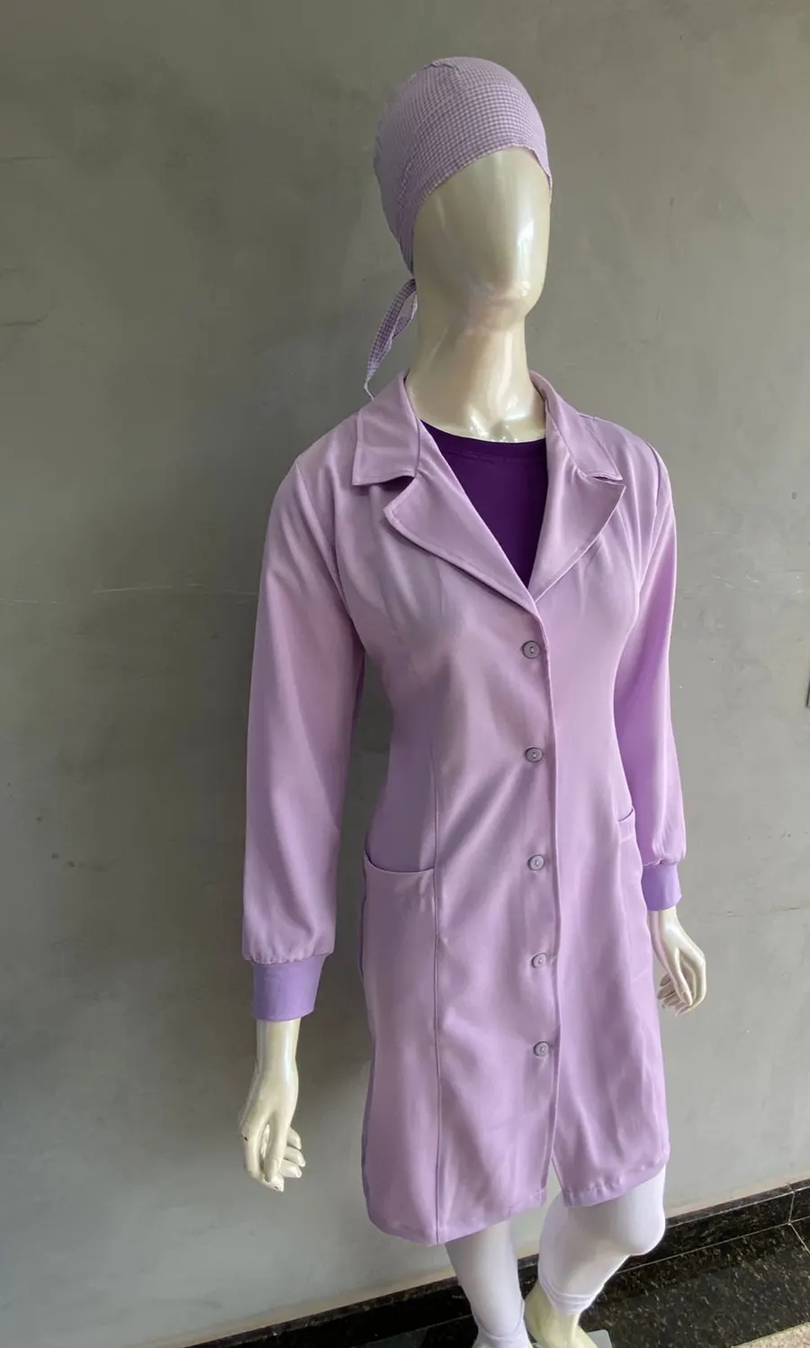 Guarda Pó Manga Longa Lilás com Touca — Artveste Uniformes